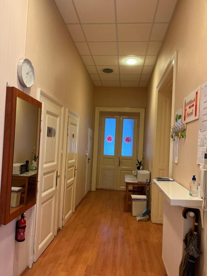 Good Luck Appartement Boedapest Buitenkant foto